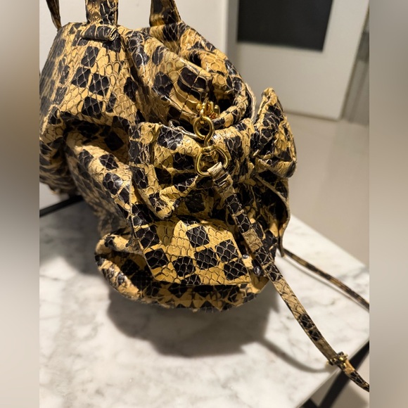 Stunning Miu Miu Python crossbody/shoulder bag - Picture 15 of 16